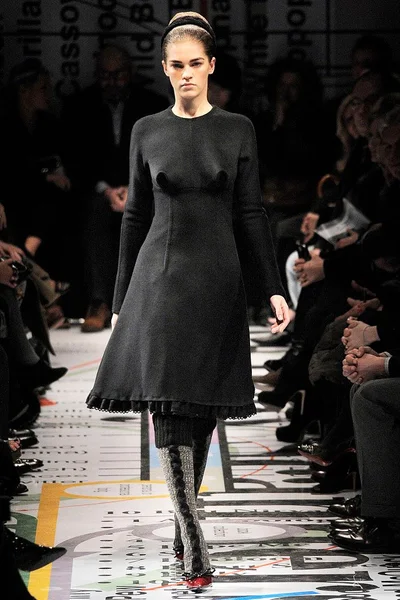 Look 1